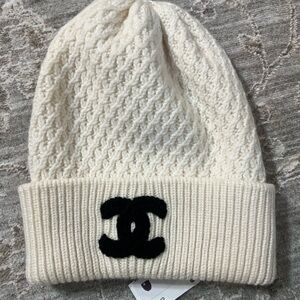 CHANEL Ivory Knit Beanie with Black Detail